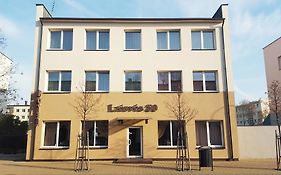 Laisves 30